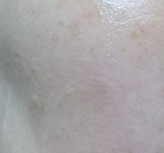 프리마인 바르기만 하면 철벽 스킨케어+24시간 마스크팩 효과. 셀라브 리제너레이팅 시스템 부스터+크림 세트 — 5점을 준 리뷰어가 2023년 5월 올린 사용 사진