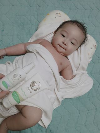 mom e 맘이 내추럴 베이비 케어 크림+바디오일 — 5점을 준 리뷰어가 2021년 1월 올린 사용 사진