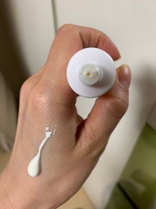 닥터셀멜로 셀멜로 올인원 선스크린 — 3점을 준 리뷰어가 2021년 4월 올린 사용 사진