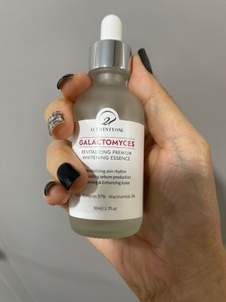 오투에니원 갈락토미세스 리바이탈라이징 프리미엄 화이트닝 에센스 50ml — 5점을 준 리뷰어가 2022년 12월 올린 사용 사진
