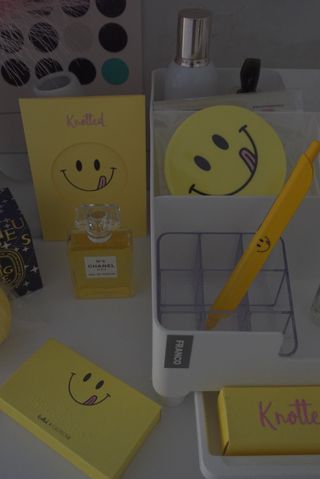 창신리빙 프랑코 멀티 메이크업 홀더 — 5점을 준 리뷰어가 2023년 2월 올린 사용 사진