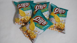 스윙칩 <스윙로드 한정판> 스윙칩 갈릭디핑소스맛 20봉 — 5점을 준 리뷰어가 2021년 10월 올린 사용 사진