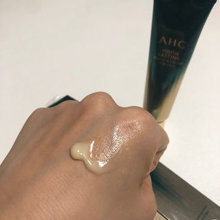 [NEW 탄력유턴 아이크림] AHC 유스 래스팅 리얼 아이크림 포 페이스 — 5점을 준 리뷰어가 2021년 3월 올린 사용 사진