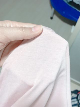 밸롭 시그니처 커버업 롱티셔츠 — 5점을 준 리뷰어가 2021년 5월 올린 사용 사진