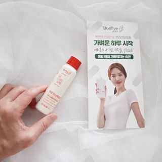 12월 15일 출시, 건강기능식품 브랜드 본리브 나 다운 시작 제품 3종 — 5점을 준 리뷰어가 2021년 2월 올린 사용 사진