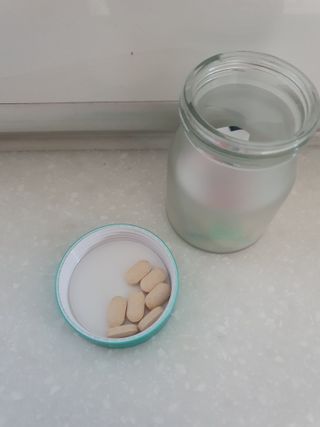 체인미 엘라스틴 콜라겐으로 이뻐진데이 500mg x 30정 — 4점을 준 리뷰어가 2021년 12월 올린 사용 사진