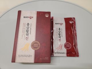 힘내라김홍삼 홍삼활력진 50ml x 5포 — 4점을 준 리뷰어가 2021년 3월 올린 사용 사진