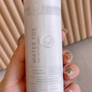 가치 WATERFOX(워터폭스)-엑토인 시카-비옴 하이 워터 크림 (100ml) — 5점을 준 리뷰어가 2023년 3월 올린 사용 사진