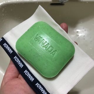 바나다바디케어 때잡이 알프레도 때비누 100g 기획세트 — 5점을 준 리뷰어가 2021년 9월 올린 사용 사진