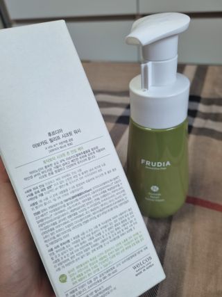 [후르디아] 아보카도 약산성 비건 여성 청결제 — 5점을 준 리뷰어가 2021년 7월 올린 사용 사진