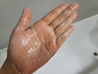 프리[닥터문] 유산균 락토케어 질경초 여성청결제 1000ml (젤타입) — 5점을 준 리뷰어가 2022년 5월 올린 사용 사진