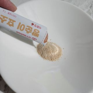 아이비웰니스 빵순이 식탁 위의 필수템! 빵순이 효소 키위맛 100포 + 석류맛 14포 (총 114포) — 5점을 준 리뷰어가 2022년 12월 올린 사용 사진