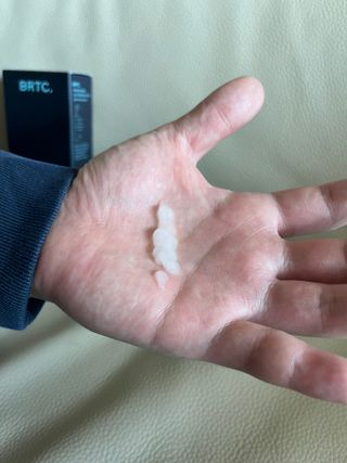 비알티씨 BRTC 파워 옴므 올인원 솔루션 200ml — 5점을 준 리뷰어가 2022년 12월 올린 사용 사진