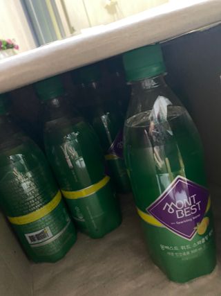 몽베스트 Montbest with Sparkling water Lemon OR Lime 20병(랜덤) — 3.5점을 준 리뷰어가 2021년 10월 올린 사용 사진