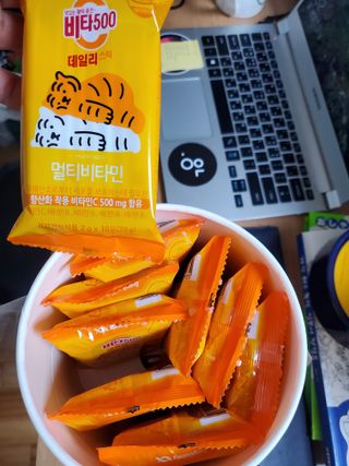 광동생활건강 프리 [광동] VB와 VC를 함유한 멀티 비타민 비타 500 데일리 스틱 180포 — 5점을 준 리뷰어가 2022년 8월 올린 사용 사진