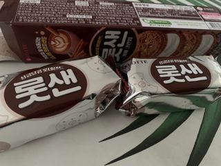 롯데제과 롯샌 카페크런치 — 5점을 준 리뷰어가 2021년 10월 올린 사용 사진
