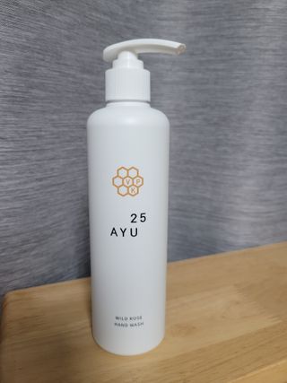 AYU25[아유트웬티파이브]피부 진정, 보습 와일즈 로즈 핸드워시 — 2.5점을 준 리뷰어가 2021년 5월 올린 사용 사진