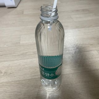 닥터유 제주용암수 닥터유 용암수 — 5점을 준 리뷰어가 2021년 7월 올린 사용 사진