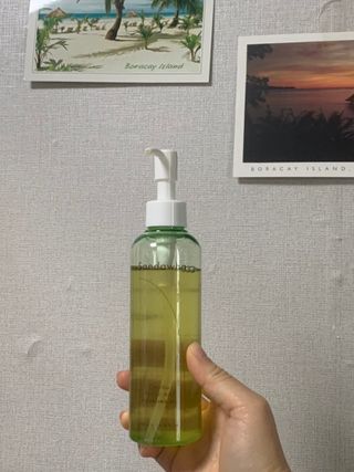 스킨큐어 산다화 순한 클렌징 동백 오일 200ml — 5점을 준 리뷰어가 2023년 4월 올린 사용 사진