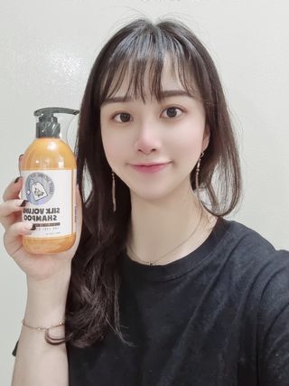 썸헤어 / SUMHAIR 썸헤어 실크 볼륨 샴푸+트리트먼트 프룻자스민티 — 5점을 준 리뷰어가 2021년 6월 올린 사용 사진