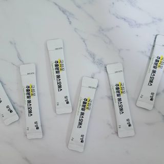 체인미 국화꽃 추출분말 에스오에스 곡류효소 과일채소 17종 혼합 분말 스틱 — 4.5점을 준 리뷰어가 2021년 12월 올린 사용 사진