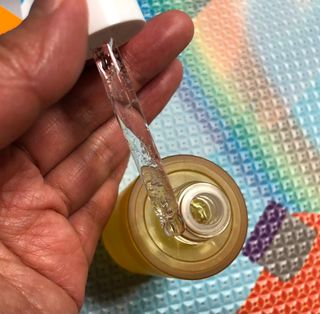 체르엠 스템앤셀 비타민 브라이트닝 에센스 30ml 1개 — 5점을 준 리뷰어가 2021년 12월 올린 사용 사진