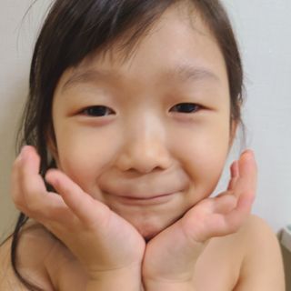 mom e 맘이 내추럴 베이비 케어 샴푸앤바스+로션 — 5점을 준 리뷰어가 2021년 1월 올린 사용 사진