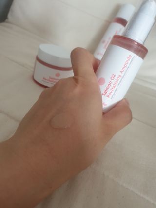 아이앤립 / EYENLIP 아이앤립 연어오일 리바이탈라이징 토너+앰플+크림 3종 세트 — 5점을 준 리뷰어가 2021년 6월 올린 사용 사진