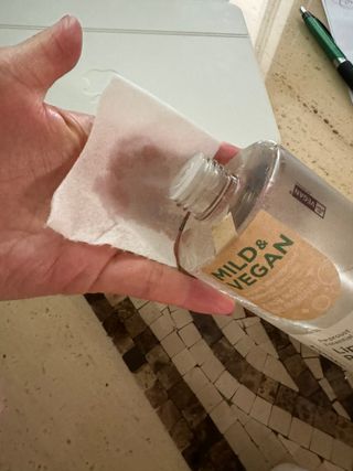 [후르디아] 눈시림없는 올영 립앤아이 리무버 — 4.5점을 준 리뷰어가 2024년 1월 올린 사용 사진