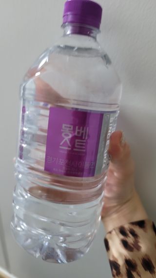 몽베스트 MONTBEST 1L 12입 — 4.5점을 준 리뷰어가 2022년 4월 올린 사용 사진