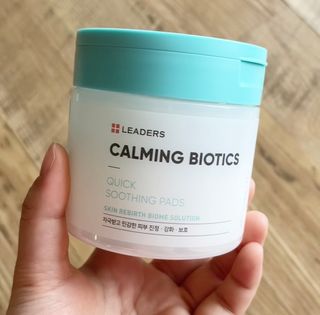 리더스코스메틱 리더스 카밍 바이오틱스 퀵 수딩 패드 — 5점을 준 리뷰어가 2022년 4월 올린 사용 사진