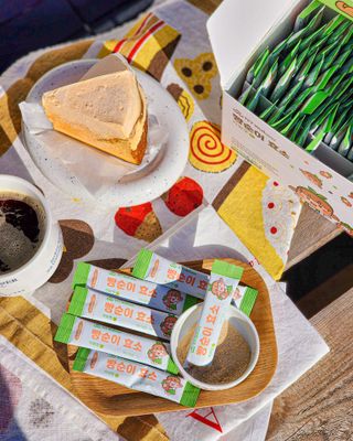 아이비웰니스 빵순이 식탁 위의 필수템! 빵순이 효소 키위맛 100포 + 석류맛 14포 (총 114포) — 5점을 준 리뷰어가 2022년 12월 올린 사용 사진