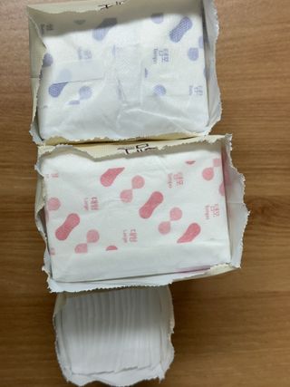 나우[템포] 템포 패드 내추럴 순면 생리대 SET(중형 슬림 + 대형 + 라이너) — 4.5점을 준 리뷰어가 2024년 5월 올린 사용 사진