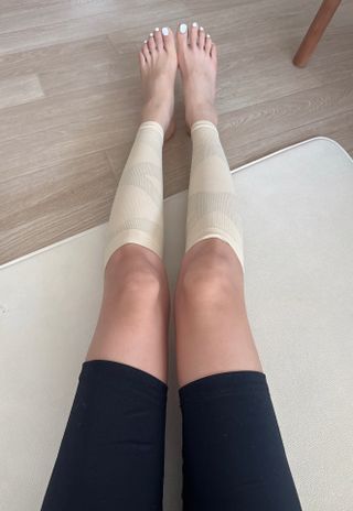 주식회사 땡스마이파트너 [구매평] 땡스마이레그 의료용 종아리압박밴드 다리붓기 혈액순환 압박스타킹 — 5점을 준 리뷰어가 2025년 4월 올린 사용 사진