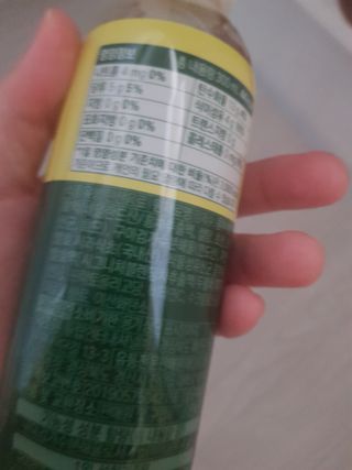 더그레잇티 콤부차 [매일유업] 더그레잇티 44kcal 콤부차 300ml *12개입 (오리지널 6개+베리리치 6개) — 5점을 준 리뷰어가 2023년 7월 올린 사용 사진