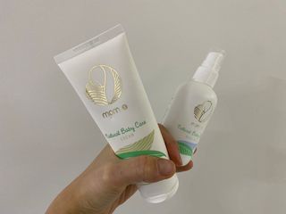 mom e 맘이 내추럴 베이비 케어 크림+바디오일 — 5점을 준 리뷰어가 2021년 1월 올린 사용 사진