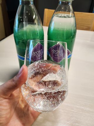 몽베스트 Montbest with Sparkling water Plain 20병 — 5점을 준 리뷰어가 2022년 8월 올린 사용 사진