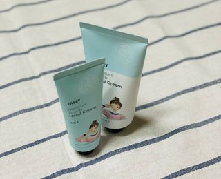 파시 FASCY 高保湿ハンドクリーム40ml+80ml セット — 5점을 준 리뷰어가 2021년 7월 올린 사용 사진