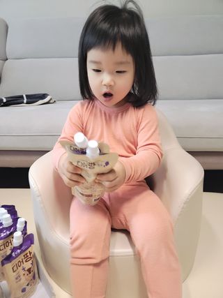 [몸엔용] 우리 아이 건강간식, 달콤한 녹용곤약젤리 디어팡 4종 — 5점을 준 리뷰어가 2022년 4월 올린 사용 사진