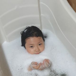 버블데이 배쓰밤 거품입욕제 버블바 6종 — 5점을 준 리뷰어가 2021년 8월 올린 사용 사진