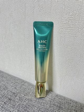 [NEW 탄력유턴 아이크림] AHC 유스 래스팅 리얼 아이크림 포 페이스 — 5점을 준 리뷰어가 2021년 2월 올린 사용 사진