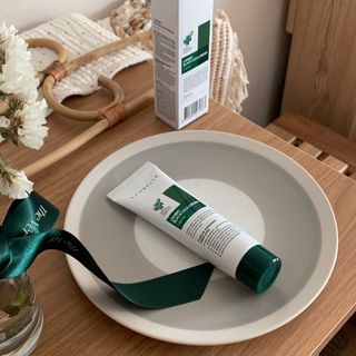 랑벨 랑바이오 블랙 시카 크림 50ml(블랙비 프로폴리스, 시카 4종, 판테놀 10 함유) — 4점을 준 리뷰어가 2022년 4월 올린 사용 사진