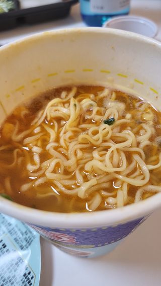 NISSIN 닛신 컵누들  4종 - 씨푸드오리지날, 씨푸드 스파이시, 씨푸드 커리, 씨푸드 XO소스 — 5점을 준 리뷰어가 2021년 12월 올린 사용 사진