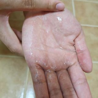 스킨1004 [SKIN1004] 마다가스카르 센텔라 라이트 클렌징 오일 200ml — 5점을 준 리뷰어가 2024년 7월 올린 사용 사진