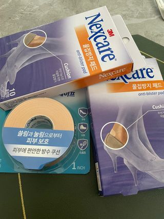 3M 넥스케어 물집방지쿠션테이프 1매 + 물집방지패드 10매 — 5점을 준 리뷰어가 2024년 3월 올린 사용 사진