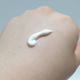 메타포레 12PM  카밍 선스크린 — 5점을 준 리뷰어가 2021년 8월 올린 사용 사진