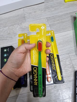[지오클린] 안나지오 구취케어  기능성 치약 칫솔 세트 (칫솔 5 개+치약 100g 1 개 ) — 5점을 준 리뷰어가 2022년 6월 올린 사용 사진