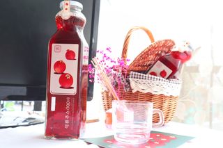 [바이윙클] 페르시아 유기농 석류 착즙주스 750ml 2병 + 선물박스 세트 — 5점을 준 리뷰어가 2022년 3월 올린 사용 사진