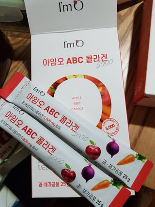 아임오 ABC 콜라겐 젤리 14포 — 5점을 준 리뷰어가 2021년 8월 올린 사용 사진