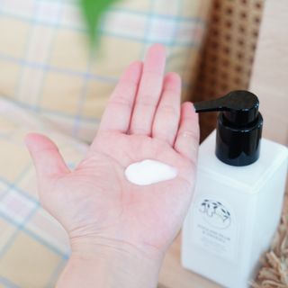 줄라이 모닝 _ JULY MORNING 줄라이모닝 하이드레이팅 퍼퓸드 바디앤핸드 에멀젼 — 5점을 준 리뷰어가 2021년 9월 올린 사용 사진
